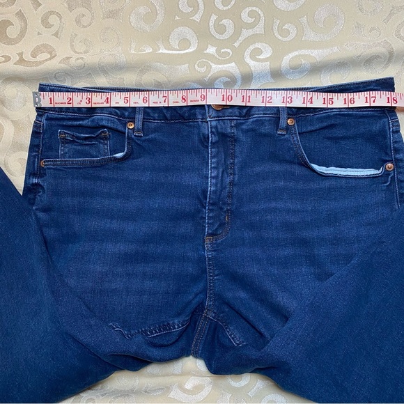 LOFT Women's Sz 16 Slim Pockets Blue Jeans Denim Raw Hem So Comfy! - Picture 6 of 12